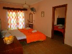Hotel Agoulos Inn