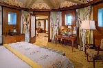 Hotel Bristol