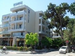 Hotel Triton