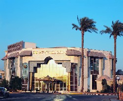 Hotel Cataract Pyramids Resort