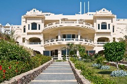 Hotel Continental Plaza Beach