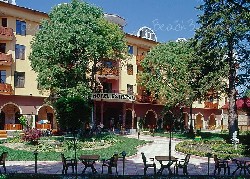 Hotel Estreya Palace and Residence