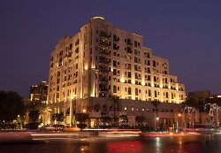 Hotel Al Manzil