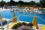 Hotel Holiday Village