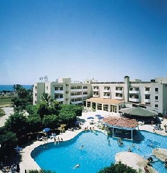 Hotel Crown Resorts Henipa - Larnaca, Cipru