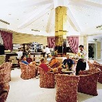 Hotel Crown Resorts Henipa