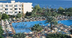 Hotel Louis Phaethon Beach